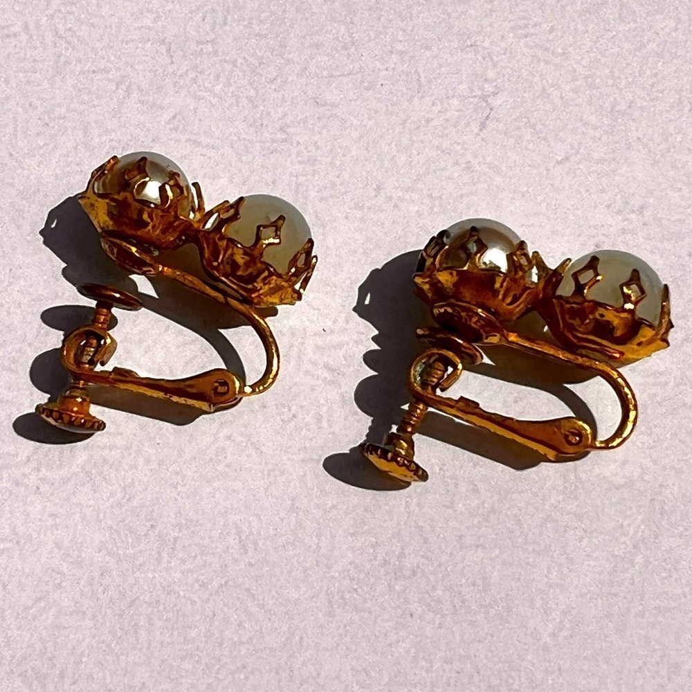Miriam Haskell Signed Vintage Pearl Drop Clip On Earrings